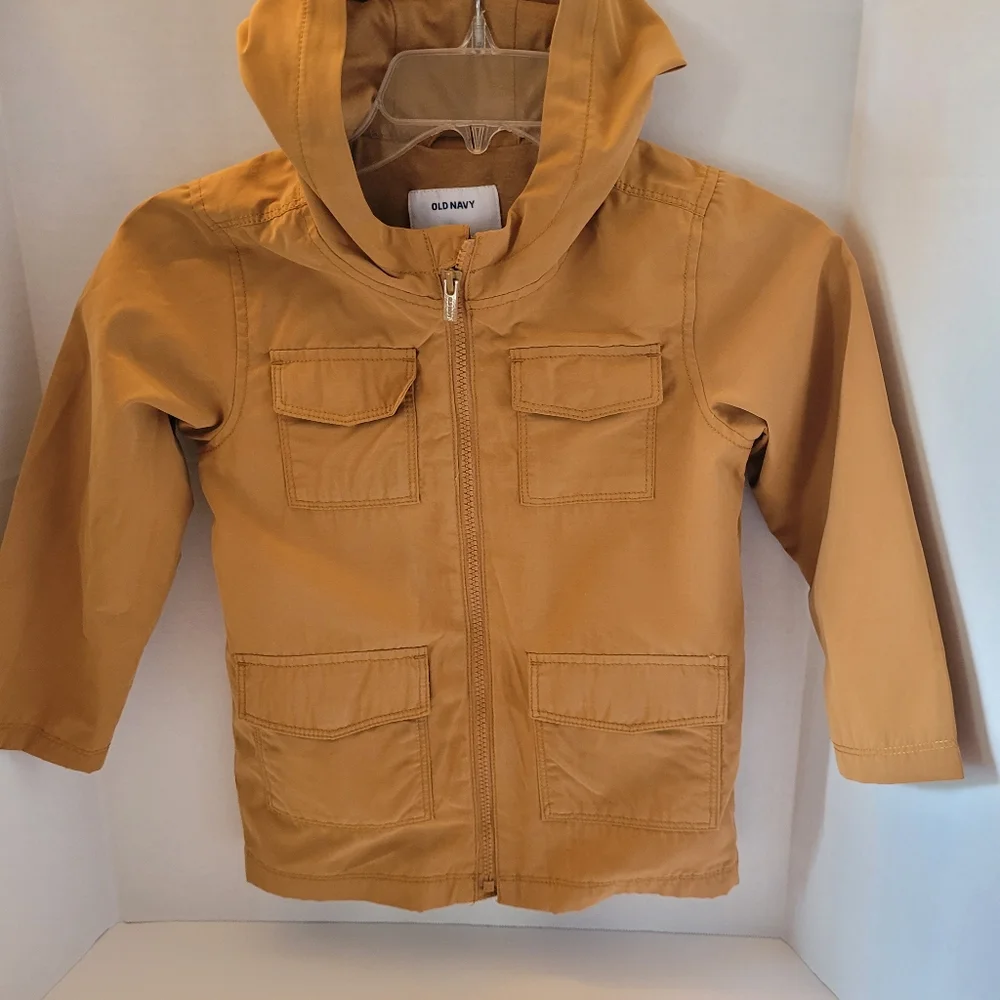 *Lot* Boys xsmall, size 4-5 Hoodies and Jacket.